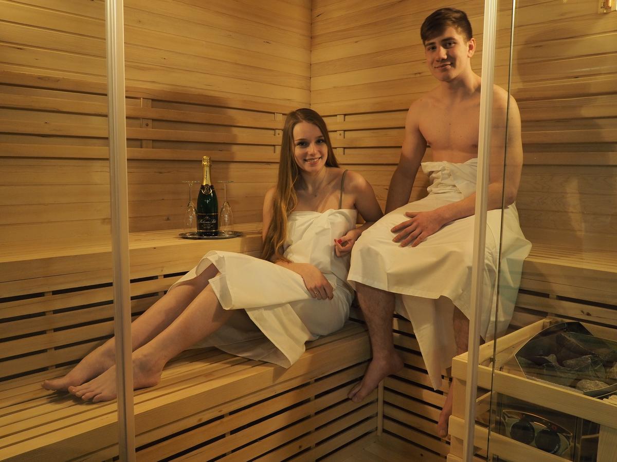 Pension Inspirace A Wellness Self Check-In โคลีน ภายนอก รูปภาพ