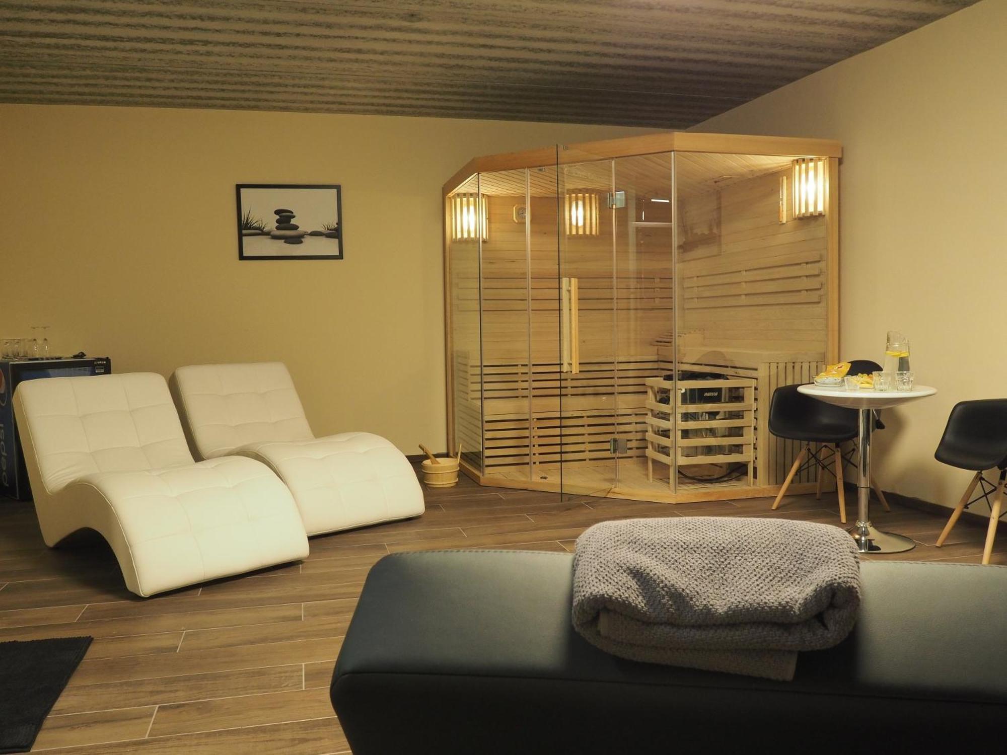 Pension Inspirace A Wellness Self Check-In โคลีน ภายนอก รูปภาพ