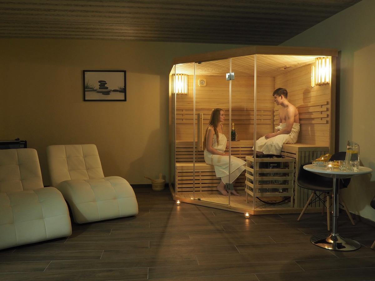 Pension Inspirace A Wellness Self Check-In โคลีน ภายนอก รูปภาพ